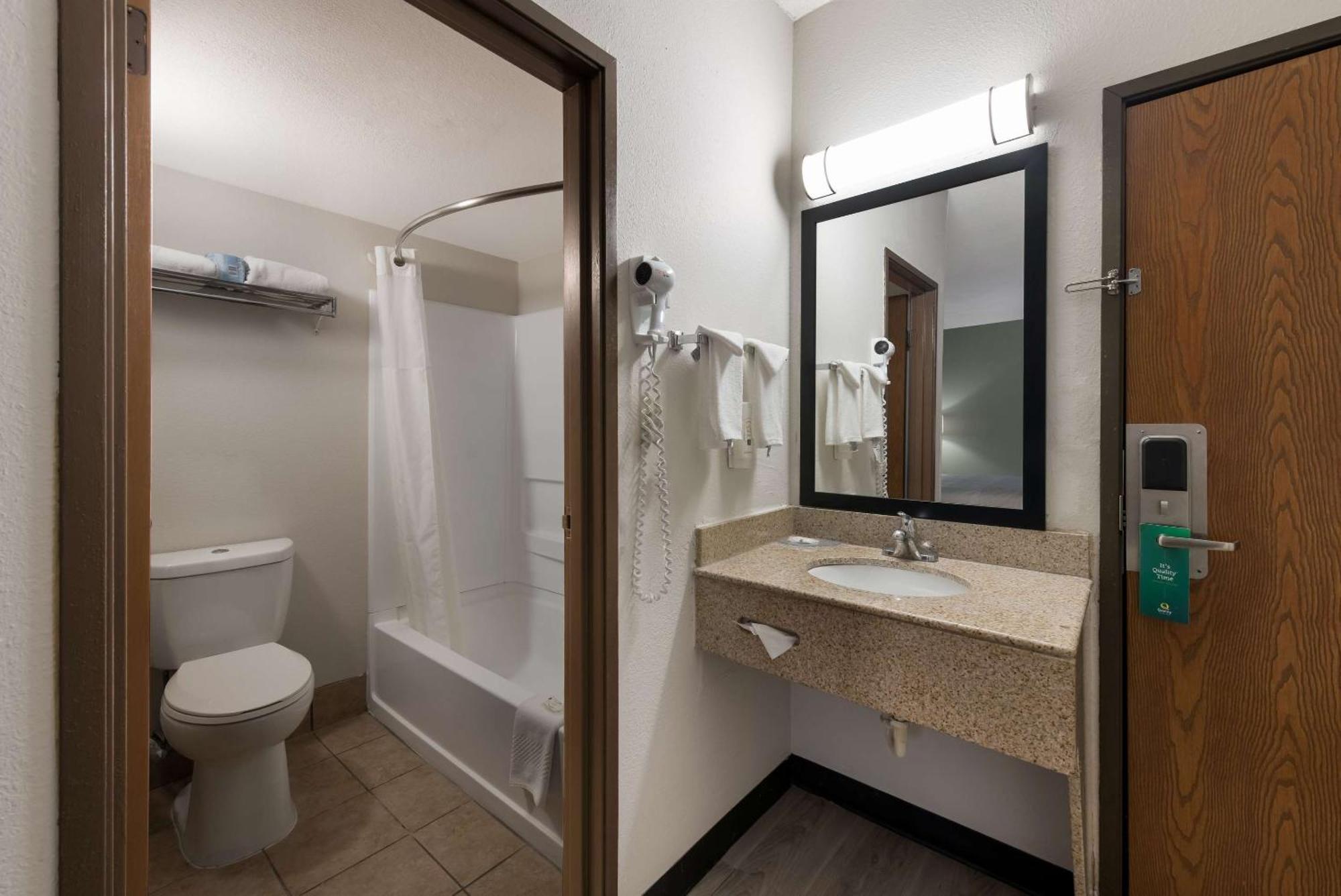 Quality Inn Merriam Kansas City Luaran gambar
